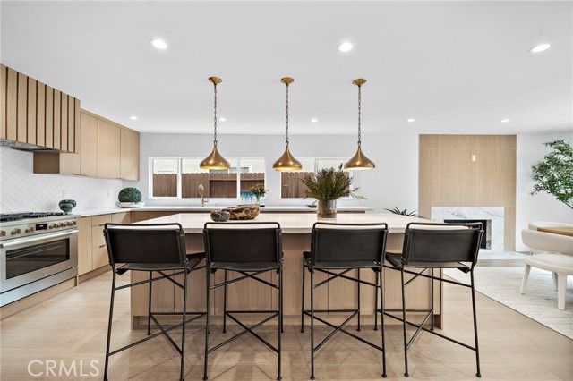 1789 Kinglet Court, Costa Mesa, CA 92626