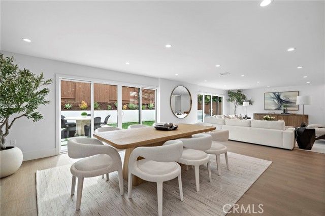 1789 Kinglet Court, Costa Mesa, CA 92626