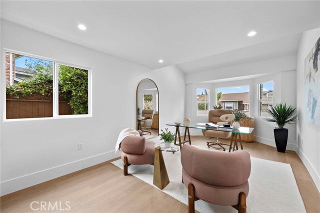 1789 Kinglet Court, Costa Mesa, CA 92626