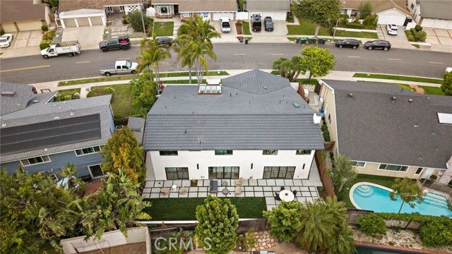 1789 Kinglet Court, Costa Mesa, CA 92626