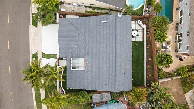 1789 Kinglet Court, Costa Mesa, CA 92626