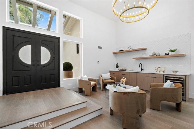 1789 Kinglet Court, Costa Mesa, CA 92626