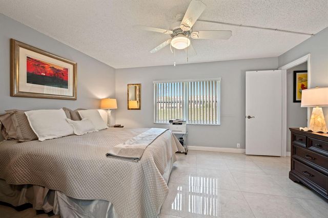 9330 Sunrise Lakes Boulevard 104, Sunrise, FL 33322