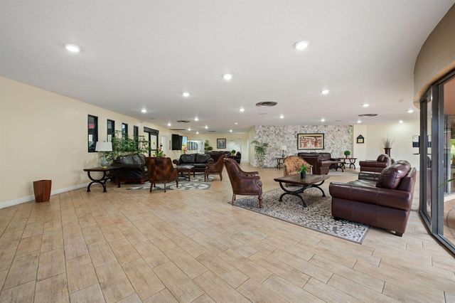 9330 Sunrise Lakes Boulevard 104, Sunrise, FL 33322