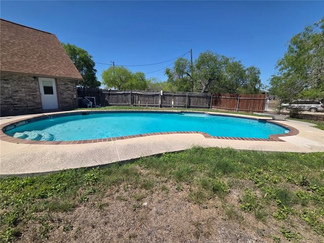 5046 County Road 1839, Odem, TX 78370