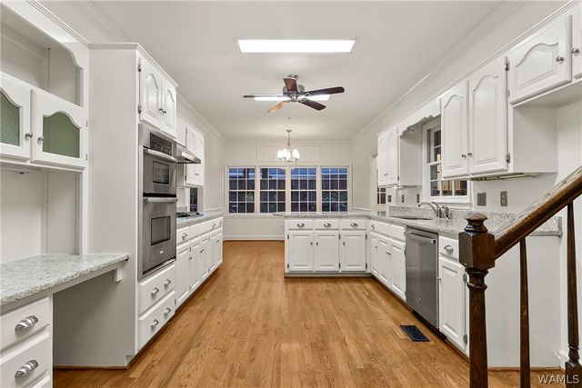 2438 Trenton, Tuscaloosa, AL 35406