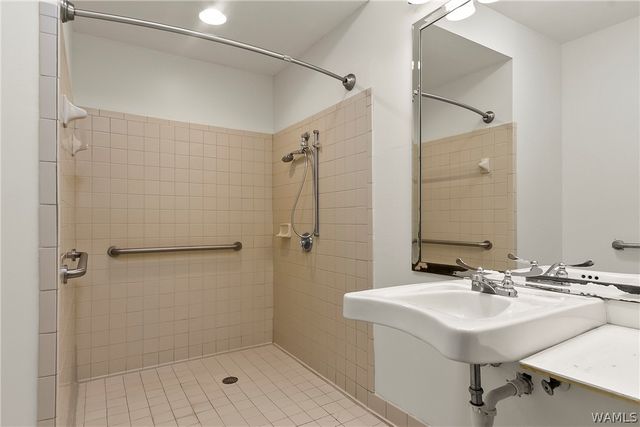 2438 Trenton, Tuscaloosa, AL 35406