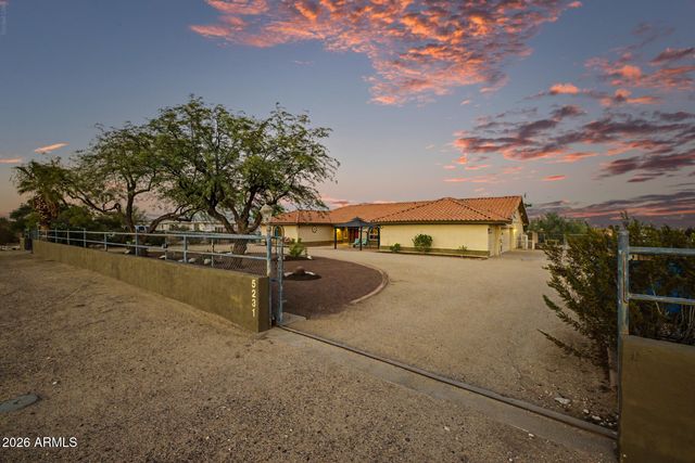 5231 N TUTHILL Road, Litchfield Park, AZ 85340