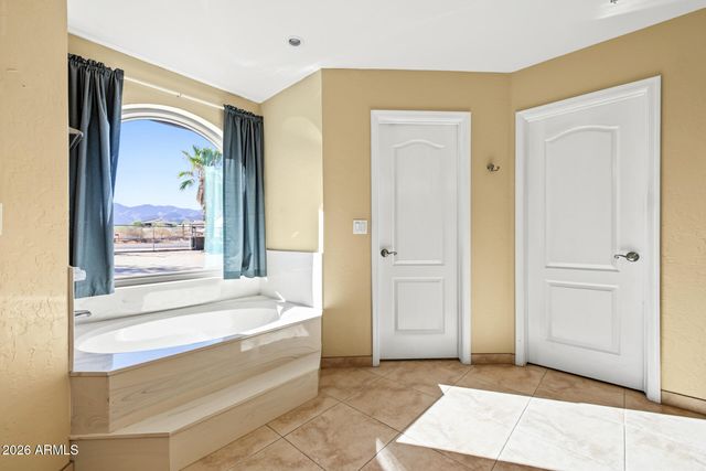 5231 N TUTHILL Road, Litchfield Park, AZ 85340