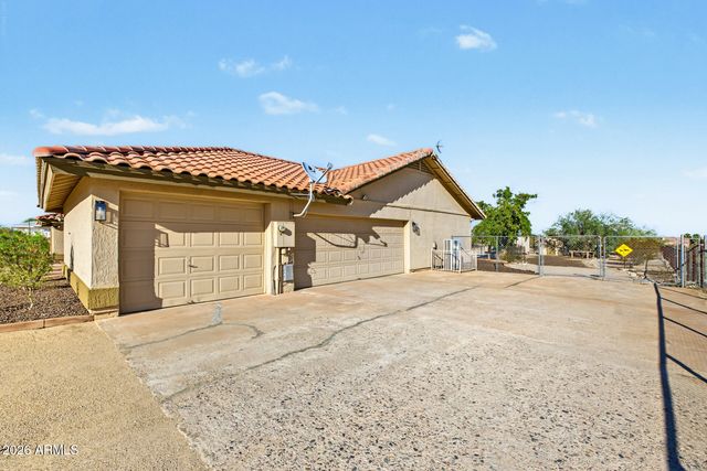 5231 N TUTHILL Road, Litchfield Park, AZ 85340
