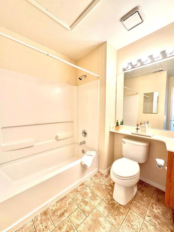 Image 22 of property listing at 6974 Gregorich Drive A, San Jose, CA 95138