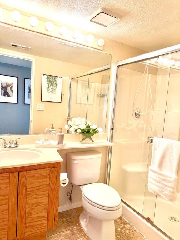 Image 24 of property listing at 6974 Gregorich Drive A, San Jose, CA 95138
