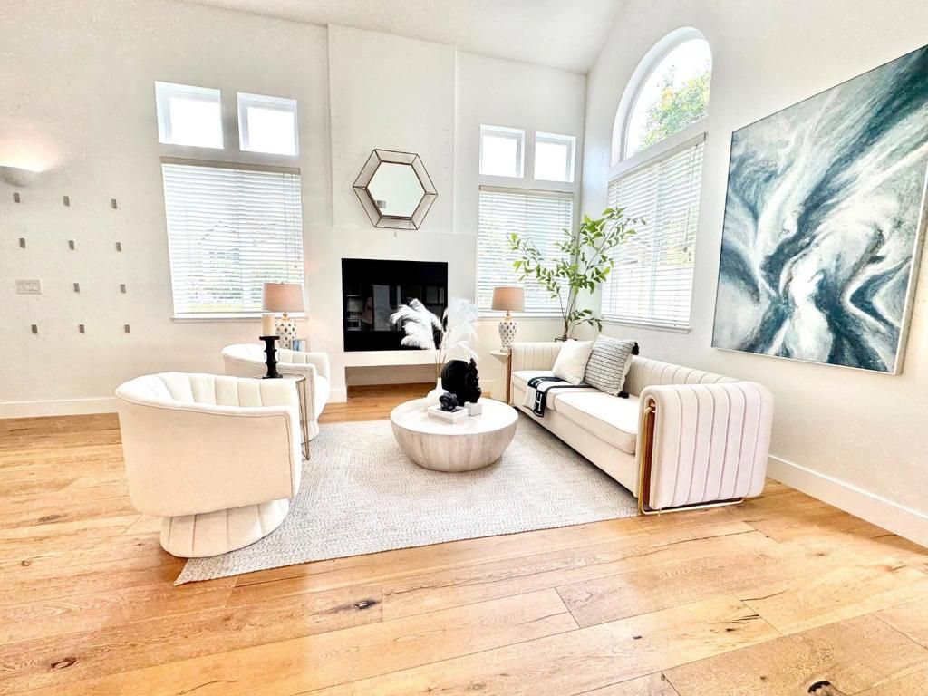 Image 4 of property listing at 6974 Gregorich Drive A, San Jose, CA 95138