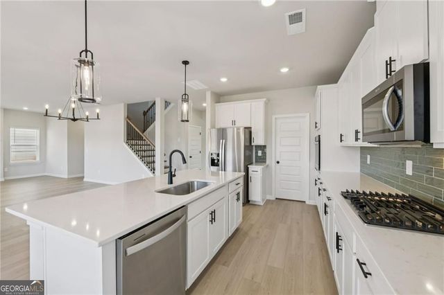 2968 Sweet Red Circle, Buford, GA 30519