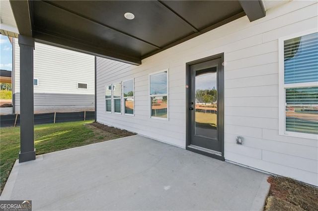 2968 Sweet Red Circle, Buford, GA 30519