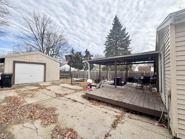 1927 Lenox Avenue, Beloit, WI 53511