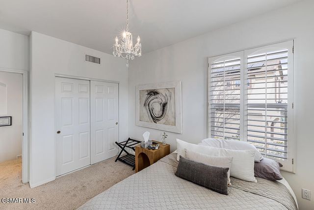 6103 Deerhill Road, Oak Park, CA 91377