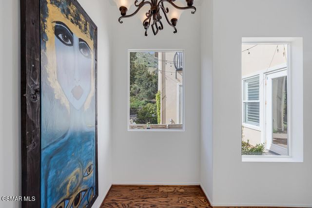 6103 Deerhill Road, Oak Park, CA 91377