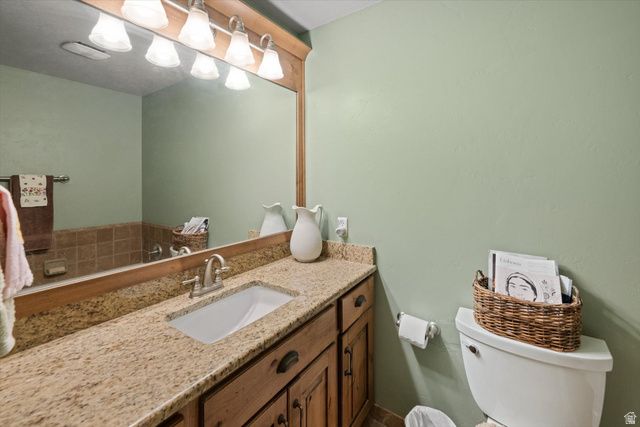 2916 E CARDIFF RD, Cottonwood Heights, UT 84121