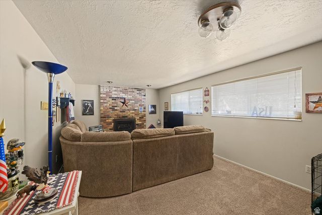 2916 E CARDIFF RD, Cottonwood Heights, UT 84121