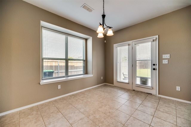 1801 Meadow Trail Lane, Aubrey, TX 76227