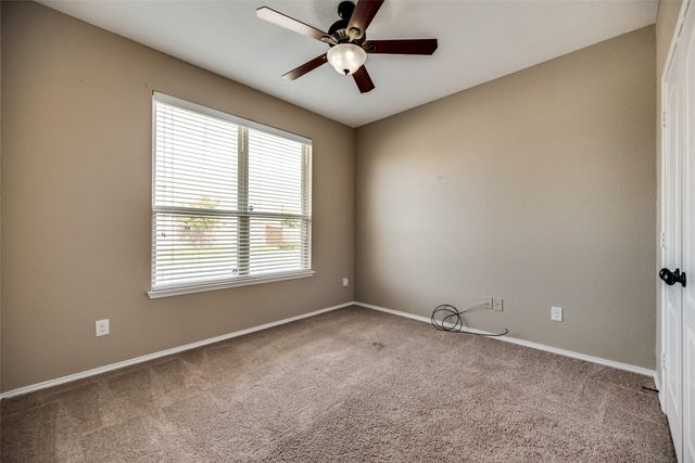 1801 Meadow Trail Lane, Aubrey, TX 76227