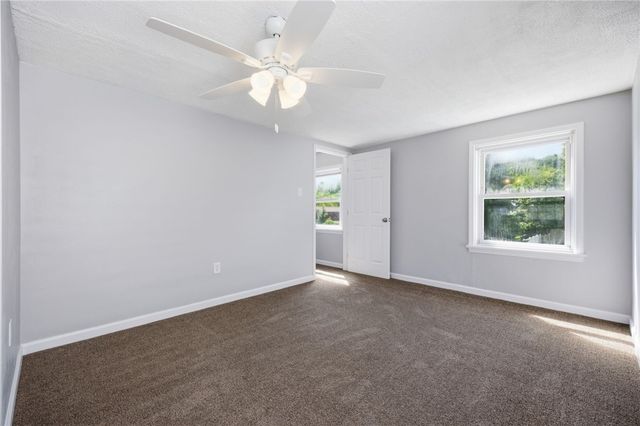 1911 Irwin St, Aliquippa, PA 15001