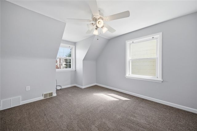 1911 Irwin St, Aliquippa, PA 15001