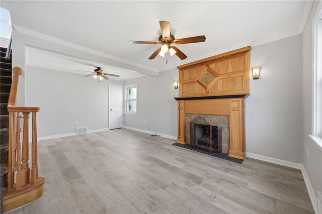 1911 Irwin St, Aliquippa, PA 15001