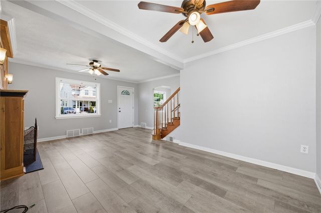 1911 Irwin St, Aliquippa, PA 15001