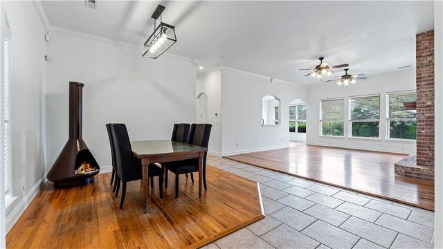 6604 W Braebourne Drive, Rogers, AR 72758