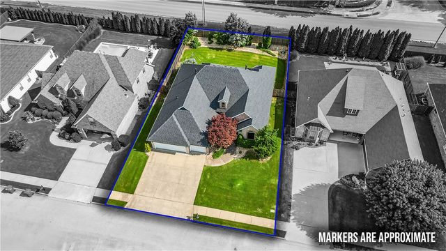 6604 W Braebourne Drive, Rogers, AR 72758