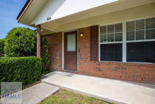 928 Poppleton Drive, Hinesville, GA 31313