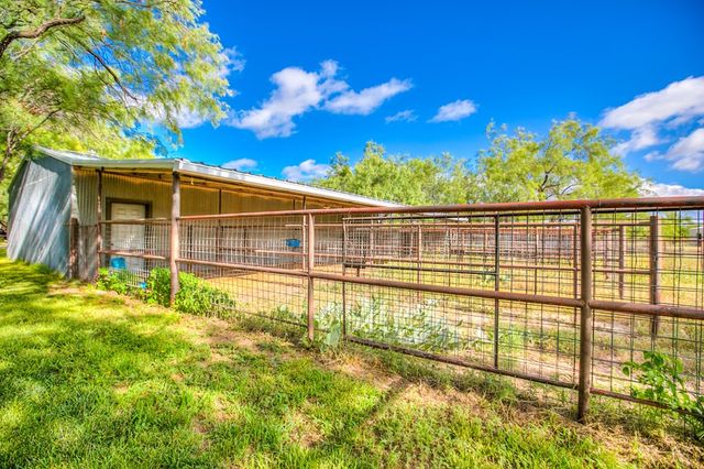 9434 W Bryant Lane, San Angelo, TX 76904