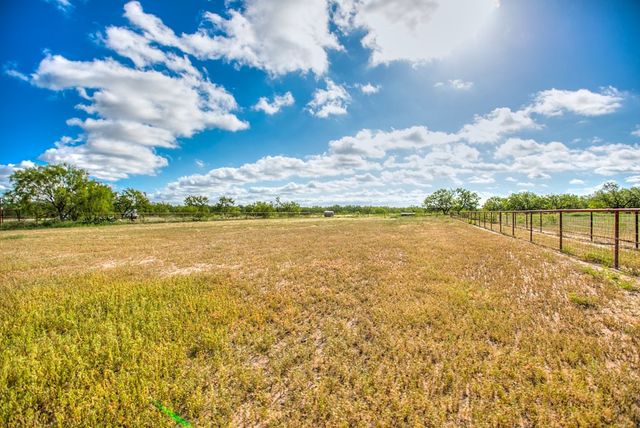 9434 W Bryant Lane, San Angelo, TX 76904