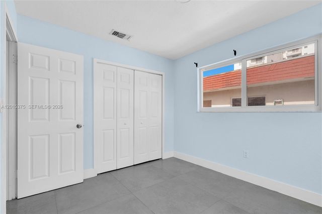 1250 SW 4th St 6, Miami, FL 33135