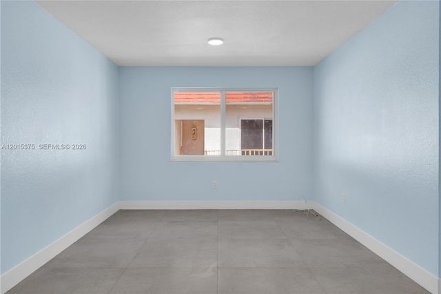 1250 SW 4th St 6, Miami, FL 33135