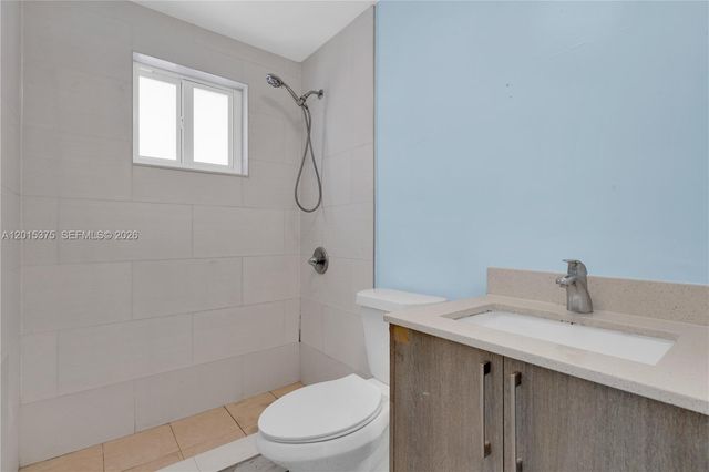 1250 SW 4th St 6, Miami, FL 33135