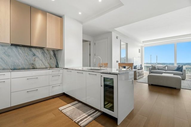 240 Devonshire St 5907, Boston, MA 02110