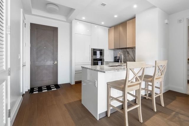 240 Devonshire St 5907, Boston, MA 02110