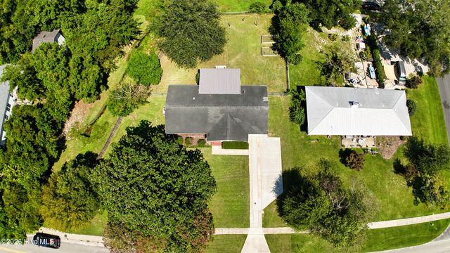 3309 Winston Boulevard, Wilmington, NC 28403