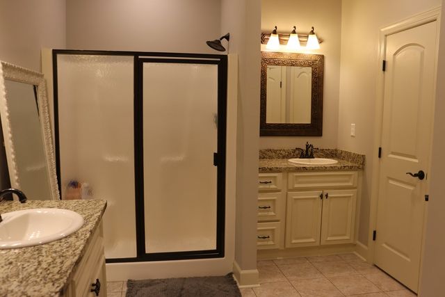 443 Ridge Drive, Headland, AL 36310