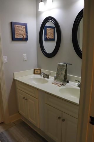 443 Ridge Drive, Headland, AL 36310