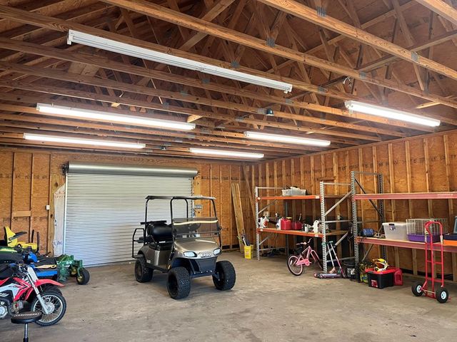 443 Ridge Drive, Headland, AL 36310