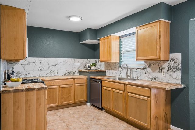 10506 Hemlock, Corpus Christi, TX 78410