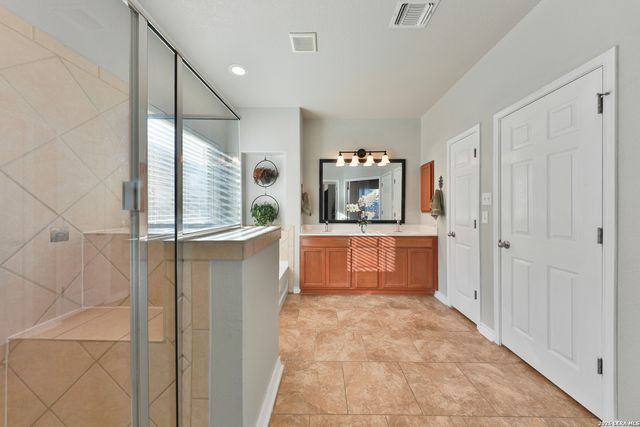 10414 Pecne Path, Helotes, TX 78023