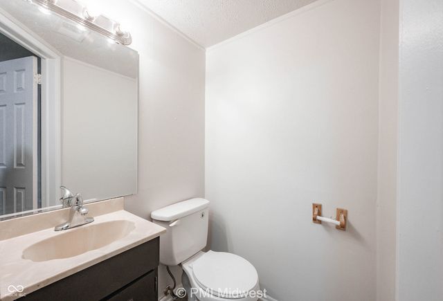 6920 Chrysler Street, Indianapolis, IN 46268