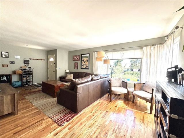 2378 Avenida Otono, Thousand Oaks, CA 91362