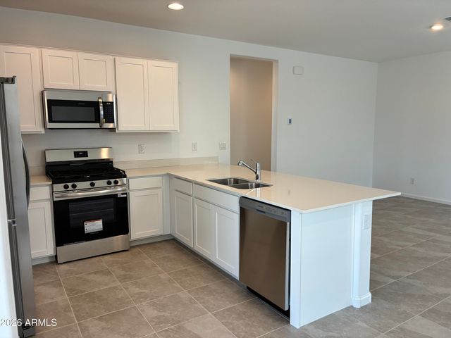 17321 W GRAY FOX Trail, Surprise, AZ 85387