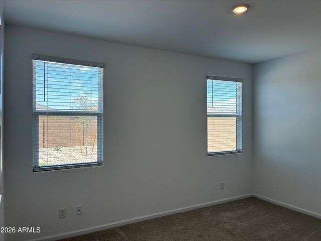 17321 W GRAY FOX Trail, Surprise, AZ 85387